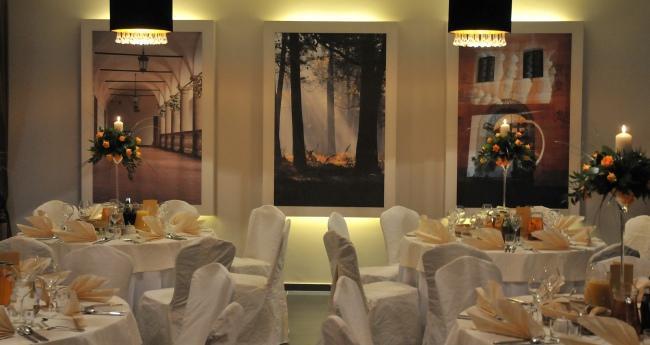 Hotel Неполомице Екстериор снимка