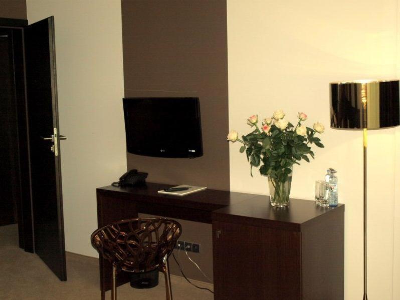 Hotel Неполомице Стая снимка