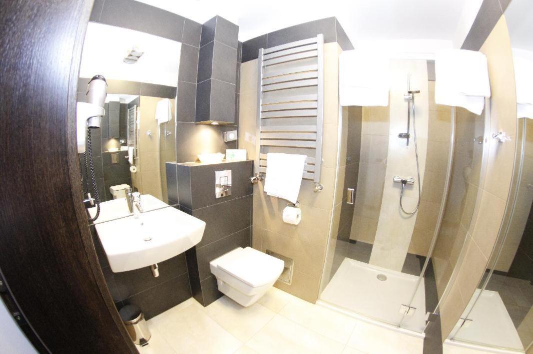Hotel Неполомице Стая снимка